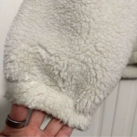 Lululemon Cinchable Fleece Zip Up Jacket in Bone Size 10 EUC - Picture 10 of 11